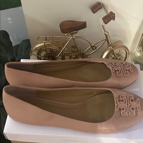 Tory Burch Women's Nude Pink Flats size 11 - Picture 2 of 5